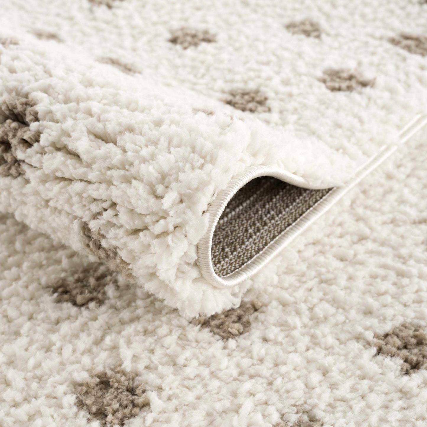 Dotted Cream & Brown Plush Rug