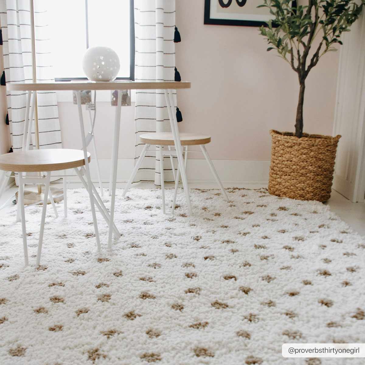 Dotted Cream & Brown Plush Rug